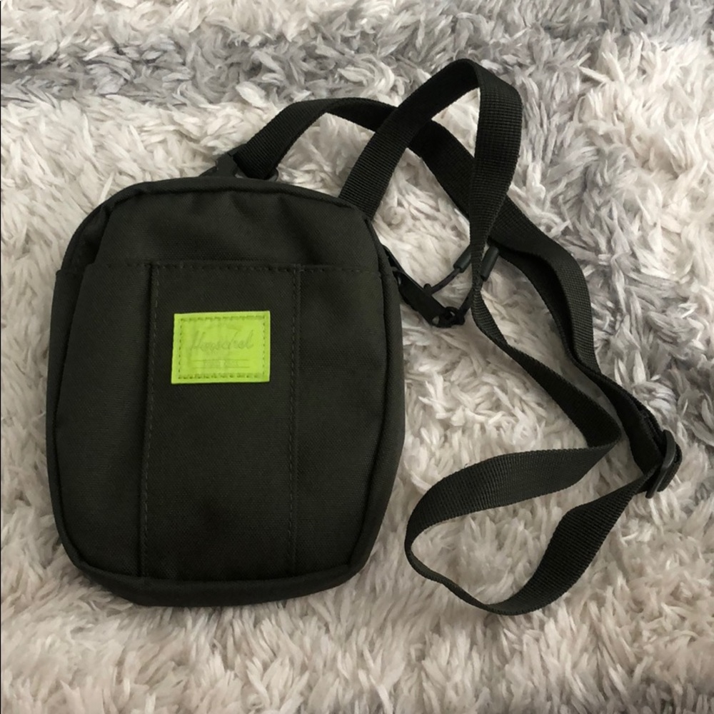 Herschel crossbody